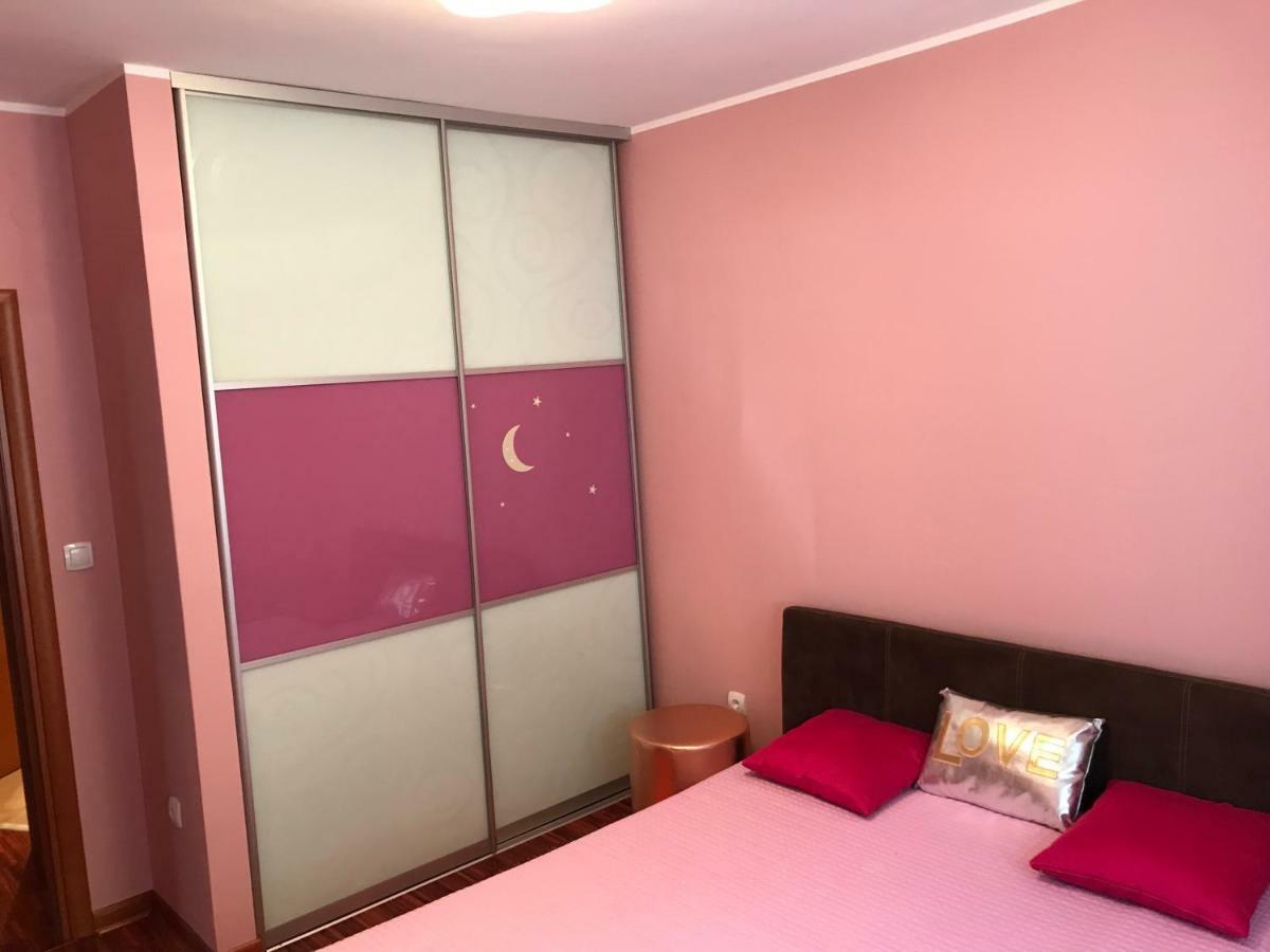 Apartment Stoliv Mare Kotor Bagian luar foto
